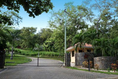 Punta Playa Vista Entrance Gate