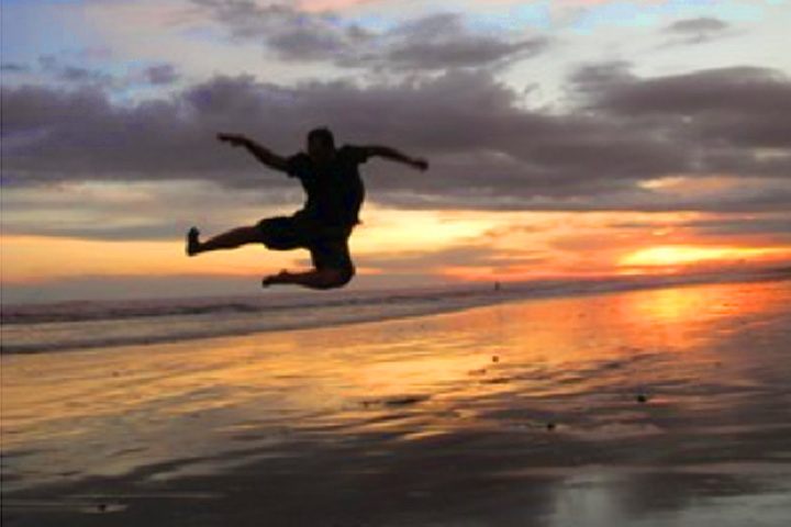 Puntarenas Sunset Jump