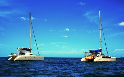 Sailing Tour Catamarans