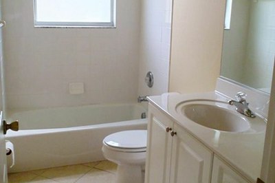 Ellenton Plantation Bay Rental Home Bathroom